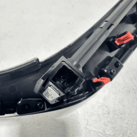 2019-20 TOYOTA CAMRY DASH DASHBOARD PASSENGER SIDE BEZEL MOLDING & AIR VENT OEM 2019-20 TOYOTA CAMRY DASH DASHBOARD PASSENGER SIDE BEZEL MOLDING & AIR VENT OEM