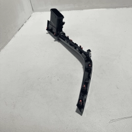 2019-20 TOYOTA CAMRY DASH DASHBOARD PASSENGER SIDE BEZEL MOLDING & AIR VENT OEM 2019-20 TOYOTA CAMRY DASH DASHBOARD PASSENGER SIDE BEZEL MOLDING & AIR VENT OEM