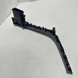 2019-20 TOYOTA CAMRY DASH DASHBOARD PASSENGER SIDE BEZEL MOLDING & AIR VENT OEM 2019-20 TOYOTA CAMRY DASH DASHBOARD PASSENGER SIDE BEZEL MOLDING & AIR VENT OEM