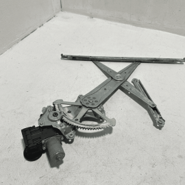 Front Right Side Door Window Glass Regulator Toyota Camry 2018-2024 OEM