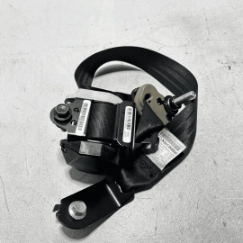 2016-18 Honda Pilot Rear Passenger Side 2nd Row Seatbelt Seat Belt Retractor OEM