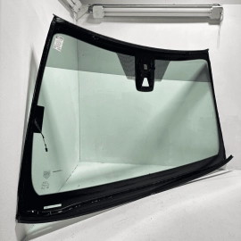 21-24 TOYOTA CAMRY FRONT WINDSHIELD WINDOW HEATED GLASS W/O HEAD-UP DISPLAY OEM