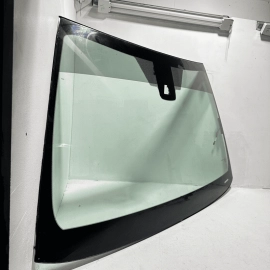 21-24 TOYOTA CAMRY FRONT WINDSHIELD WINDOW HEATED GLASS W/O HEAD-UP DISPLAY OEM
