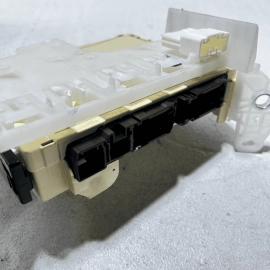 2018-2024 TOYOTA CAMRY MULTIPLEX FUSE RELAY JUNCTION BLOCK MODULE OEM 2018-2024 TOYOTA CAMRY MULTIPLEX FUSE RELAY JUNCTION BLOCK MODULE OEM