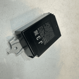 2018-2024 TOYOTA CAMRY KEYLESS ENTRY TPMS RECEIVER CONTROL MODULE UNIT OEM