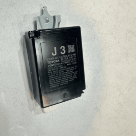 2018-2024 TOYOTA CAMRY KEYLESS ENTRY TPMS RECEIVER CONTROL MODULE UNIT OEM