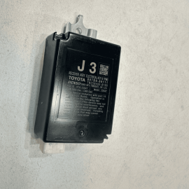 2018-2024 TOYOTA CAMRY KEYLESS ENTRY TPMS RECEIVER CONTROL MODULE UNIT OEM