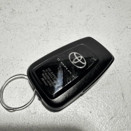 2018 - 2023 Toyota Camry Smart Keyless Entry Key Fob Remote Transmitter OEM