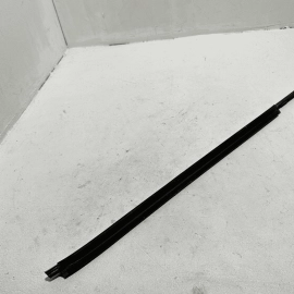 2018-2024 REAR LEFT DRIVER SIDE DOOR WINDOW BELT MOLDING OEM TOYOTA CAMRY OEM 2018-2024 REAR LEFT DRIVER SIDE DOOR WINDOW BELT MOLDING OEM TOYOTA CAMRY OEM