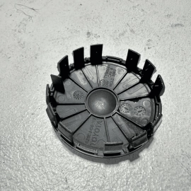 2020-2024 TOYOTA CAMRY WHEEL RIM CENTER CAP HUBCAP LOGO COVER OEM