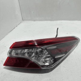 2021-24 TOYOTA CAMRY REAR RIGHT PASSENGER SIDE OUTER TAILLIGHT LAMP FULL LED OEM