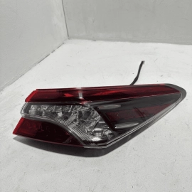 2021-24 TOYOTA CAMRY REAR RIGHT PASSENGER SIDE OUTER TAILLIGHT LAMP FULL LED OEM
