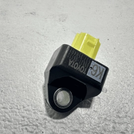 2018 - 2024 TOYOTA CAMRY REAR LEFT OR RIGHT IMPACT CRASH SENSOR OEM 1 PCS 2018 - 2024 TOYOTA CAMRY REAR LEFT OR RIGHT IMPACT CRASH SENSOR OEM 1 PCS