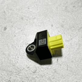 2018-2022 TOYOTA CAMRY REAR CENTER LEFT OR RIGHT SIDE IMPACT CRASH SENSOR OEM 2018-2022 TOYOTA CAMRY REAR CENTER LEFT OR RIGHT SIDE IMPACT CRASH SENSOR OEM