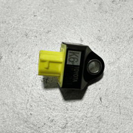 2018-2022 TOYOTA CAMRY REAR CENTER LEFT OR RIGHT SIDE IMPACT CRASH SENSOR OEM