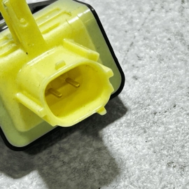 2018-2022 TOYOTA CAMRY REAR CENTER LEFT OR RIGHT SIDE IMPACT CRASH SENSOR OEM 2018-2022 TOYOTA CAMRY REAR CENTER LEFT OR RIGHT SIDE IMPACT CRASH SENSOR OEM