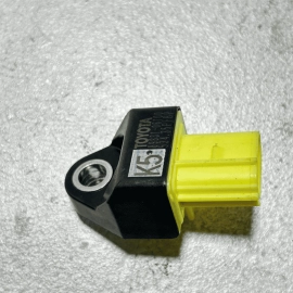 2018-2022 TOYOTA CAMRY FRONT LEFT OR RIGHT SIDE IMPACT CRASH SENSOR 1PCS OEM