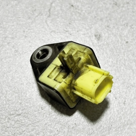 2018-2022 TOYOTA CAMRY FRONT LEFT OR RIGHT SIDE IMPACT CRASH SENSOR 1PCS OEM