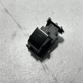 2021-2024 TOYOTA CAMRY REAR LEFT OR RIGHT SIDE DOOR WINDOW SWITCH OEM 2021-2024 TOYOTA CAMRY REAR LEFT OR RIGHT SIDE DOOR WINDOW SWITCH OEM