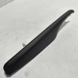 TOYOTA CAMRY 2018-2024 FRON RIGHT PASSENGER SIDE DOOR ARMREST ARM REST PANEL OEM
