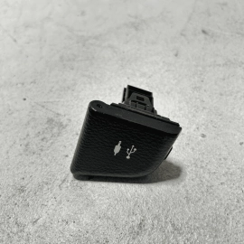 2018-2019 TOYOTA CAMRY CENTER CONSOLE USB OUTLET SOCKET COVER CAP OEM