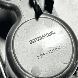 2016-2022 HONDA PILOT REAR RIGHT SIDE DOOR ARMREST CUP HOLDER SWITCH BEZEL OEM