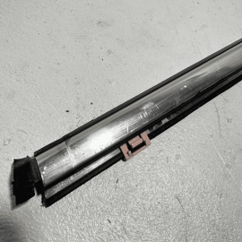 2016-2022 Honda Pilot EX-L Door Window Belt Molding Front Left Driver Side OEM