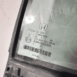 2016-2021 HONDA PILOT DOOR WINDOW CORNER FIXED GLASS REAR LEFT DRIVER SIDE OEM