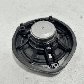 2016-2018 HONDA PILOT EX-L FRONT RIGHT SIDE DOOR PANEL AUDIO SOUND SPEAKER OEM