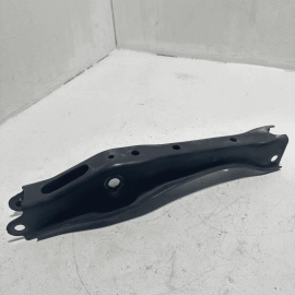 Rear Right / Passenger Side Strut Mount Control Arm Honda Pilot 2016-2022 OEM Rear Right / Passenger Side Strut Mount Control Arm Honda Pilot 2016-2022 OEM