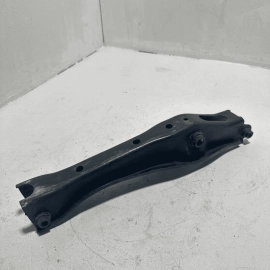 Rear Right / Passenger Side Strut Mount Control Arm Honda Pilot 2016-2022 OEM Rear Right / Passenger Side Strut Mount Control Arm Honda Pilot 2016-2022 OEM