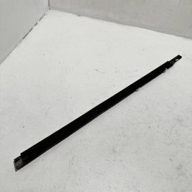 2016-2022 Honda Pilot EX-L Door Window Belt Molding Front Right Side OEM