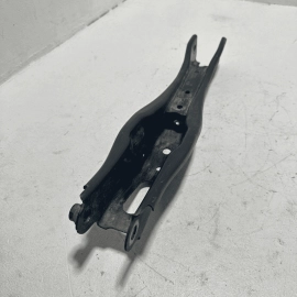 Rear Left / Driver Side Strut Mount Control Arm Honda Pilot 2016-2022 OEM Rear Left / Driver Side Strut Mount Control Arm Honda Pilot 2016-2022 OEM