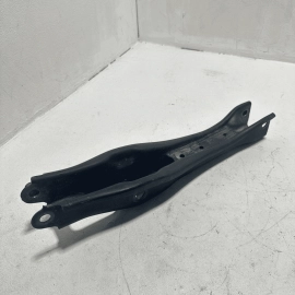 Rear Left / Driver Side Strut Mount Control Arm Honda Pilot 2016-2022 OEM Rear Left / Driver Side Strut Mount Control Arm Honda Pilot 2016-2022 OEM
