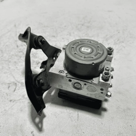 ABS Anti Lock Brake Pump Module Unit W/ Bracket Honda Pilot 2017 OEM
