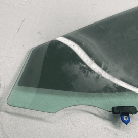2018 - 2023 TOYOTA CAMRY FRONT RIGHT PASSENGER SIDE DOOR WINDOW GLASS OEM