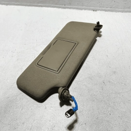 2017-2022 Honda Pilot Front Passenger Side Sunvisor Sun Visor W/ Light OEM Beige