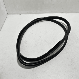 2016-2022 HONDA PILOT EX-L DOOR ON BODY WHEATHERSTRIP SEAL FRONT RIGHT OEM