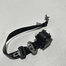 Honda Pilot Rear Passenger Side 2nd Row Seatbelt Seat Belt Retractor OEM 2016-18