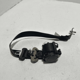 Honda Pilot Rear Passenger Side 2nd Row Seatbelt Seat Belt Retractor OEM 2016-18