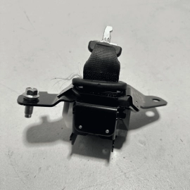 Honda Pilot Rear 3rd Third Row Middle Center Seatbelt Belt Retractor OEM 2016-22