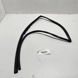 Honda Pilot Rear Passenger Door Glass Run Channel Weatherstrip Seal OEM 2016-21