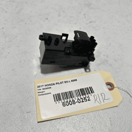 2016-2022 HONDA PILOT EX-L DOOR POWER WINDOW SWITCH REAR LEFT OR RIGHT OEM 1 PCS 2016-2022 HONDA PILOT EX-L DOOR POWER WINDOW SWITCH REAR LEFT OR RIGHT OEM 1 PCS