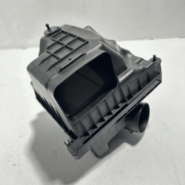 TOYOTA CAMRY XLE XSE ENGINE AIR CLEANER INTAKE FILTER HOUSING BOX 2018-2024 OEM