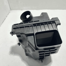 TOYOTA CAMRY XLE XSE ENGINE AIR CLEANER INTAKE FILTER HOUSING BOX 2018-2024 OEM