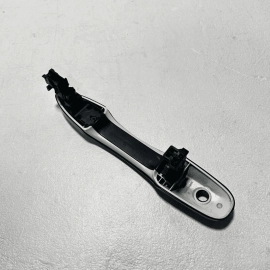 2018-2024 TOYOTA CAMRY XSE EXTERIOR DOOR HANDLE FRONT LEFT DRIVER SIDE OEM