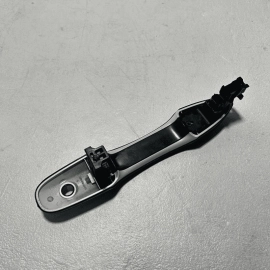 2018-2024 TOYOTA CAMRY XSE EXTERIOR DOOR HANDLE FRONT LEFT DRIVER SIDE OEM