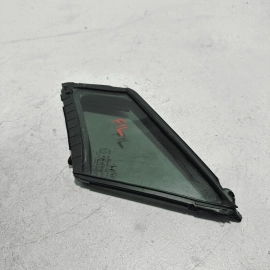 16-22 HONDA PASSPORT FRONT DRIVER SIDE DOOR FIXED VENT QUARTER WINDOW GLASS OEM