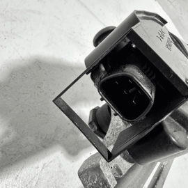 Honda Pilot Front Windshield Wiper Transmission Linkage & Motor 2016-2022 OEM Honda Pilot Front Windshield Wiper Transmission Linkage & Motor 2016-2022 OEM