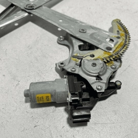 HONDA PILOT FRONT LEFT DRIVER DOOR WINDOW REGULATOR W/ MOTOR 2016-2021 OEM